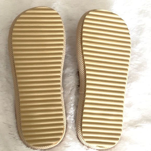 Women’s Brown and Tan Cherries platforms sandals - Picture 5 of 7